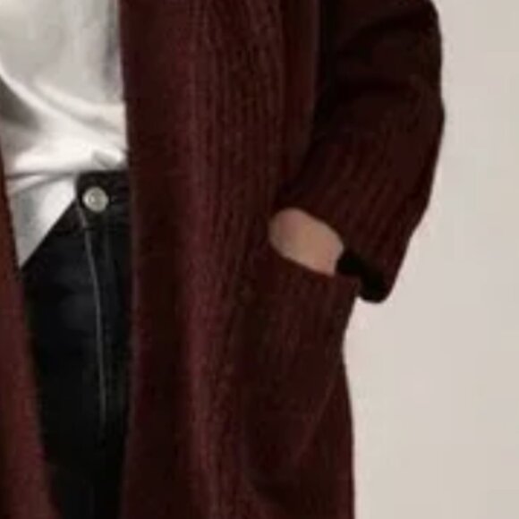 NWOT Zara Burgundy Knit Cardigan Sweater With Pockets - Picture 3 of 10